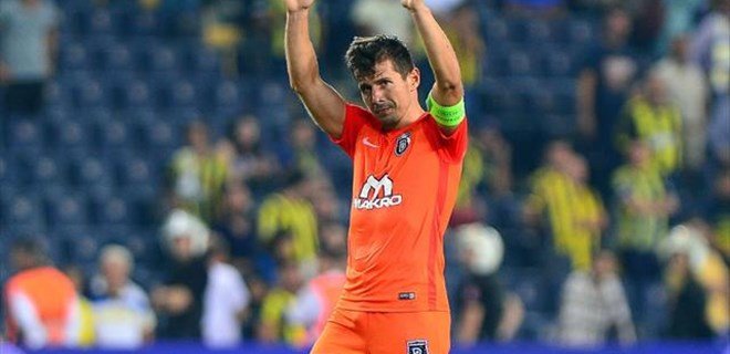 Emre Belözoğlu’ndan Cüneyt Çakır açıklaması