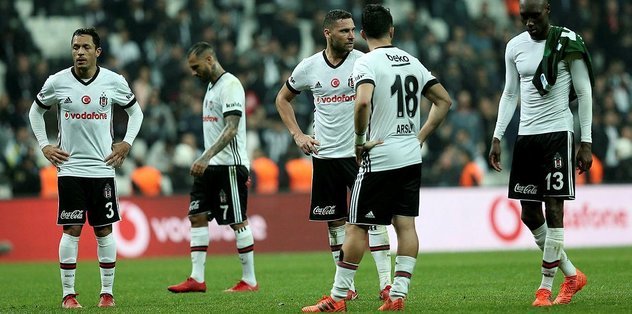 Evinde 33 oldu