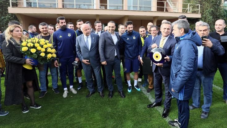 Fenerbahçe’de neler oluyor?