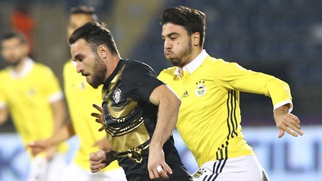 Fenerbahçe’de Ozan Tufan da sakatlandı!