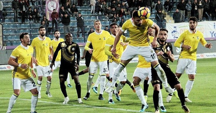 Fenerbahçe'de son dakika! Kadro dışı bırakıldı