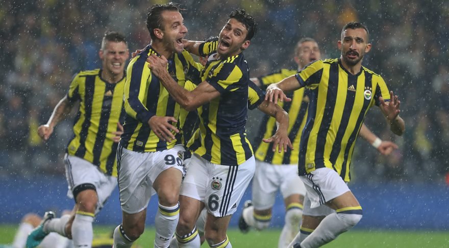 Fenerbahçe'de Van Persie'den sonra ikinci yolcu