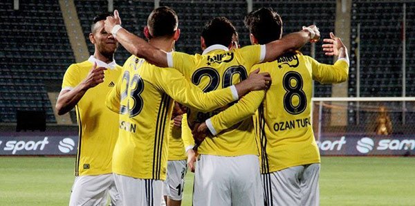 'Fenerbahçe'den transferde 2 dünya yıldızı birden