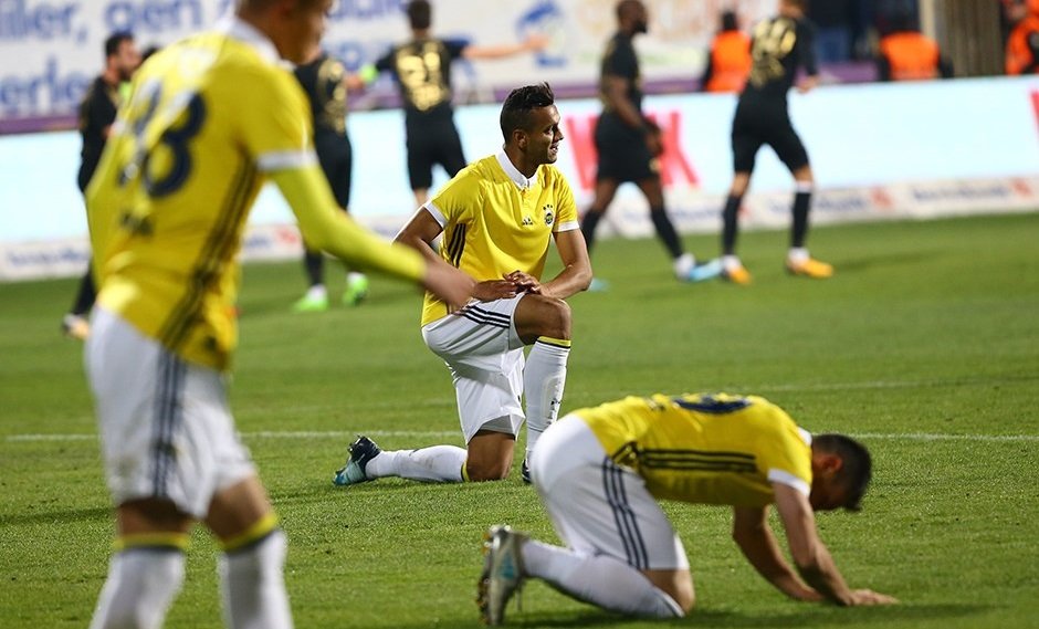 'Fenerbahçeli oyuncu isyan etti! 