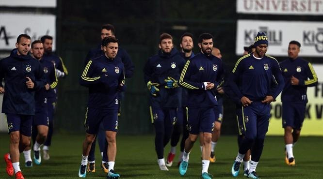 Fenerbahçeli yıldızdan üzen haber!  Antalyaspor maçında...