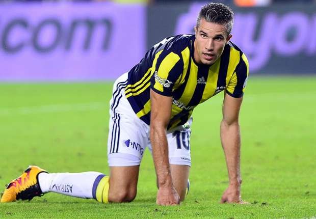 'Fenerbahçe'nin Robin van Persie için sürpriz kararı!