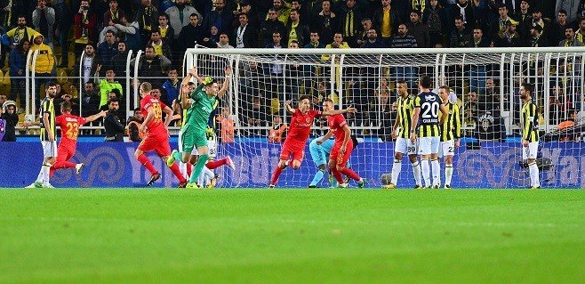 Fenerbahçe'yi yakan futbolcu! Dick Advocaat 'transfer edin' demişti