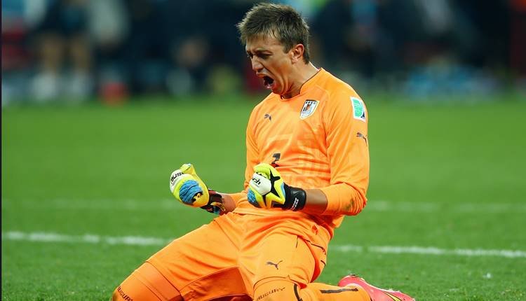 Fernando Muslera, Uruguay Milli Takımına neden alınmadı?
