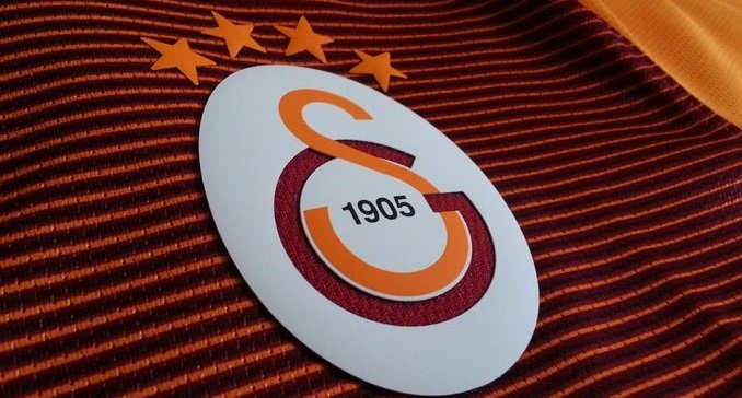 Galatasaray'dan transferde atak! Milli futbolcu gündemde...