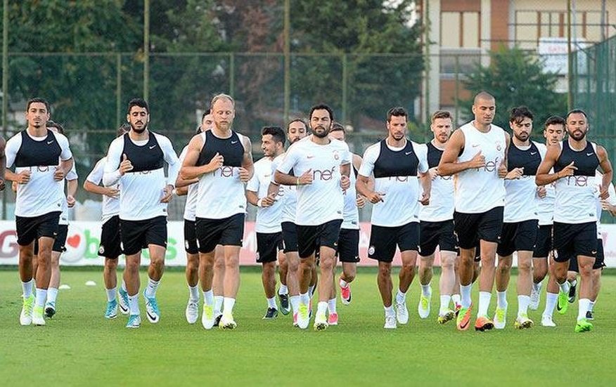 Galatasaraylı futbolcudan flaş karar! Son noktayı koyacak