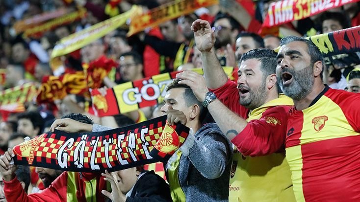 Göztepe-Beşiktaş biletleri 5 dakikada tükendi