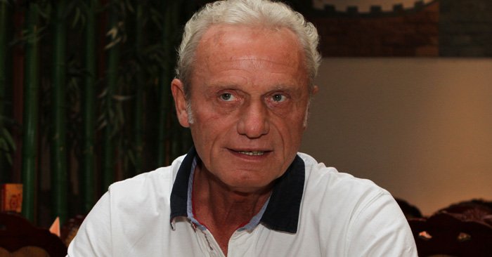 Hans Peter Briegel - Kulüpsüz