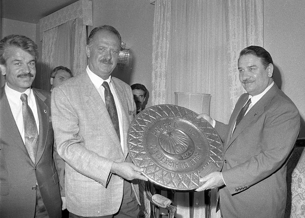 İlhan Cavcav