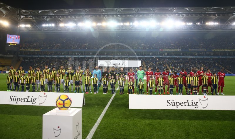 Kadıköy'de TV ekranlarına yansımayan görüntüler