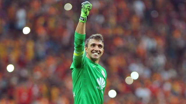 Muslera - [3.6M Euro]