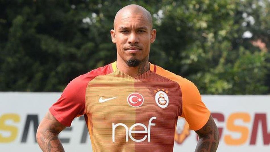 NIGEL DE JONG