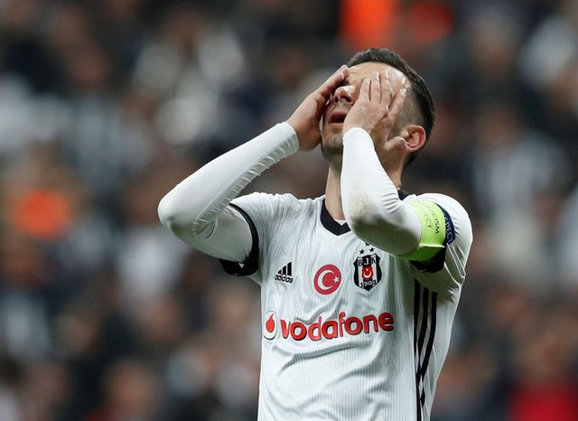 OĞUZHAN’A ADA’DAN KANCA!