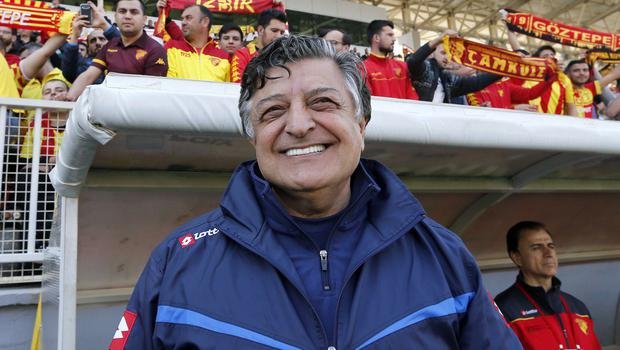 selam hocam hoşgeldiniz. türk futbolundaki en büyük eksiklikler sizce nelerdir?