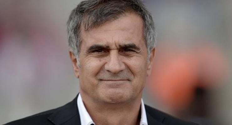 'Şenol Güneş basın toplantısında sinirlendi!