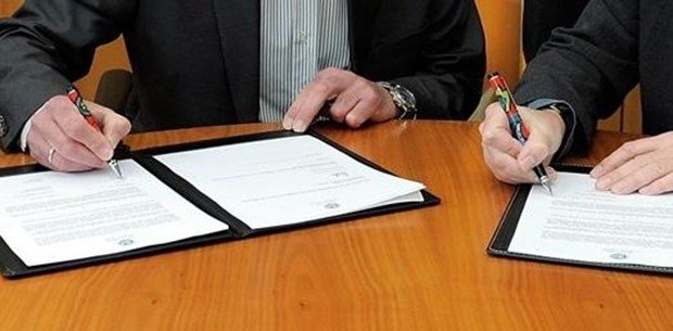 'Transferde bedavaya 11 orta saha! Süper Lig'e gelebilirler