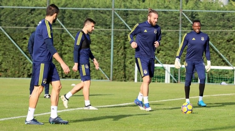 Ve Fenerbahçe 6 aylığına Hollandalı yıldızı kiralıyor