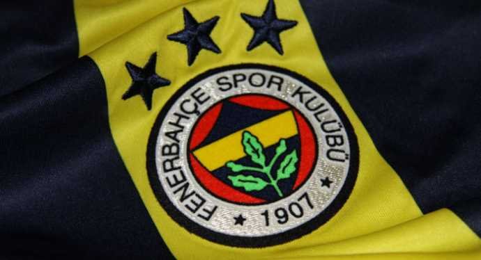 Ve Fenerbahçe'de Ocak ayının ilk transferi belli oldu