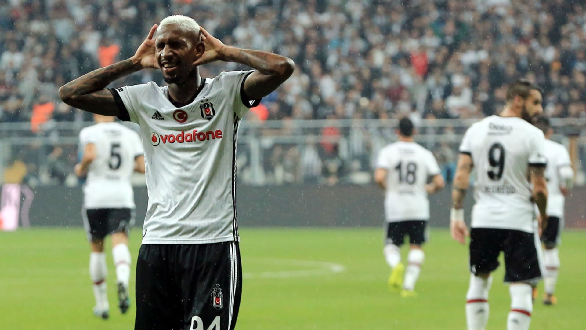 Yıldız oyuncudan transfer itirafı 