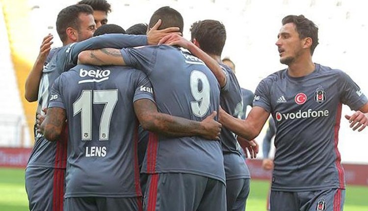 ' Beşiktaş'ta 5 oyuncu yolcu; 6,5 milyon Euro'luk formül