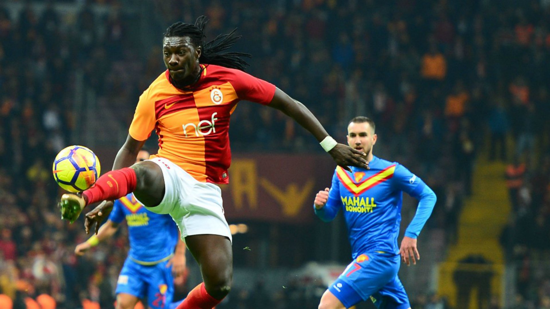 Gomis, atmadı attırdı