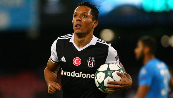 ADRİANO