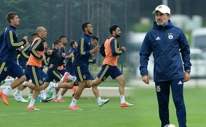 'Aykut Kocaman'dan futbolculara kritik uyarı!