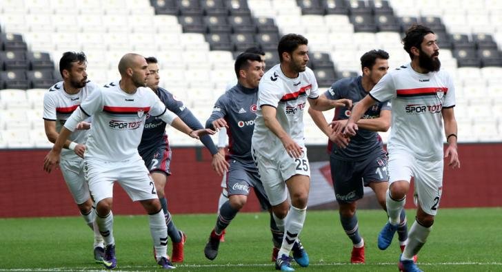 Beşiktaş, kupada Manisa deplasmanında