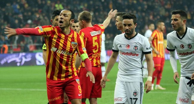 'Beşiktaş'ın Kayserispor maçı sonrası sosyal medyayı karıştıran görüntü