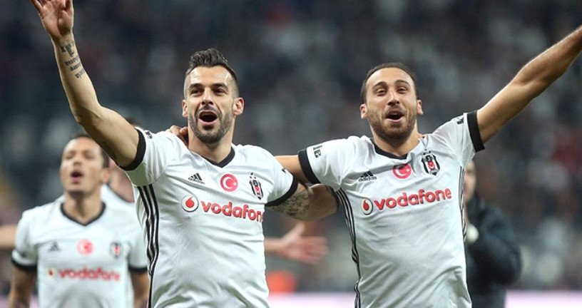 'Beşiktaş'ta karar verildi! 4 futbolcu ve 10 milyon Euro'luk baraj