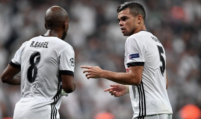 Beşiktaş'ta Şenol Güneş'ten Pepe ve Ryan Babel için önlem