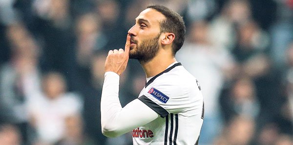 Beşiktaş'ta transfer resmen açıklandı! 
