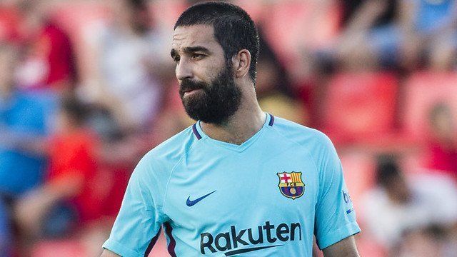 'Beşiktaş'tan Arda Turan transferiyle ilgili flaş karar! 
