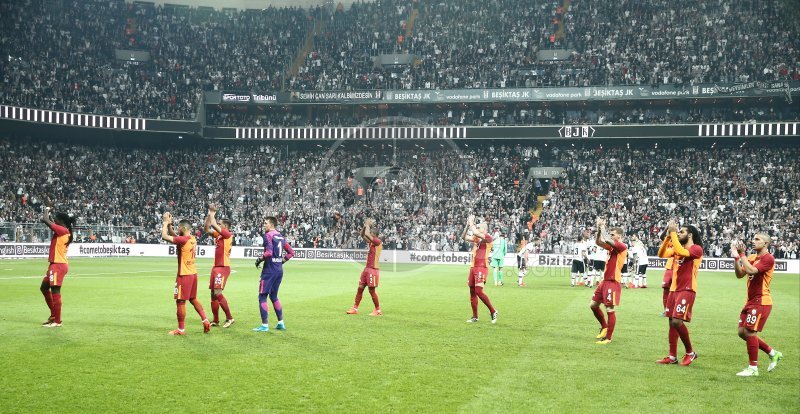 Beşiktaş'tan Galatasaray'a tarihi jest