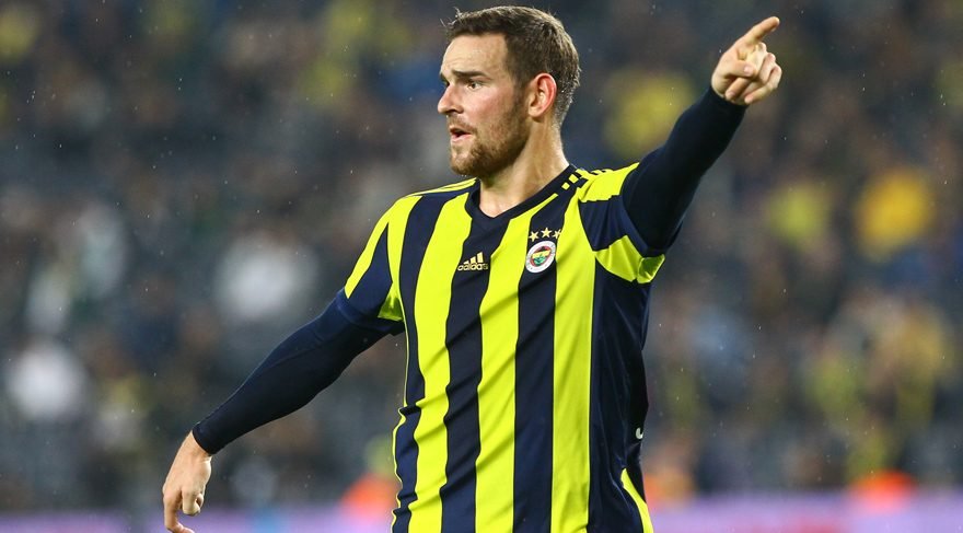 Bütün Fenerbahçelilerin aklında sadece şampiyonluk var. Hepsi 4. yıldızı takmayı düşlüyor. Sen ne düşünüyorsun?