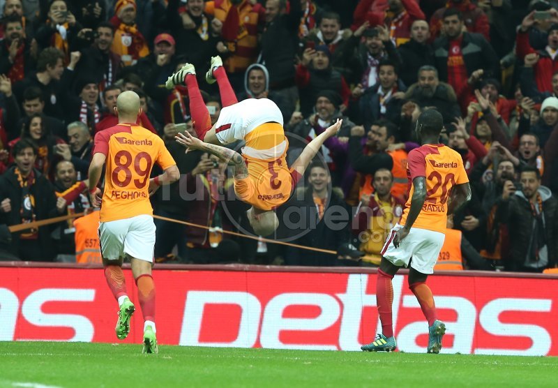 Devre arası Fatih Terim ne söyledi? Maicon açıkladı