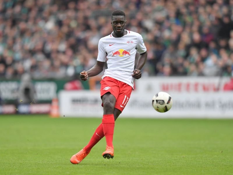 DAYOT UPAMECANO | 30.6 MİLYON EURO | LEIPZIG