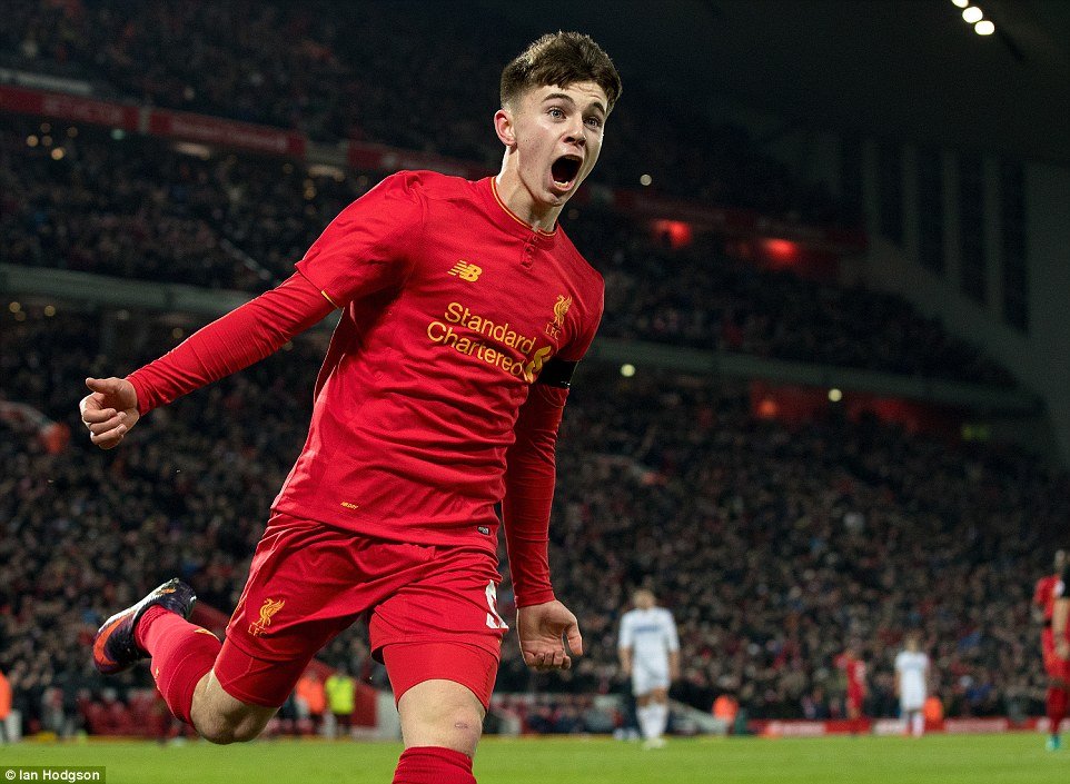BEN WOODBURN | 10.9 MİLYON EURO | LIVERPOOL