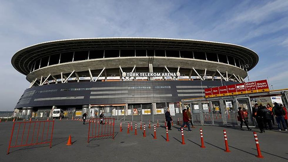 Fatih Terim kararı verdi! Türk Telekom Stadı'nda radikal değişim