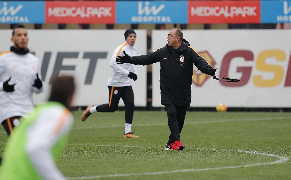 Fatih Terim sağ gösterip sol vuracak! Sürpriz yardımcı antrenör