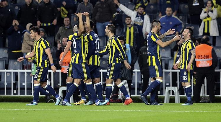 'Fenerbahçe'de bambaşka bir 11 sahaya çıkacak