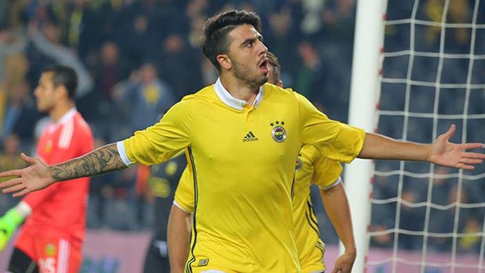 'Fenerbahçe'de Ozan Tufan'dan sürpriz gelebilir