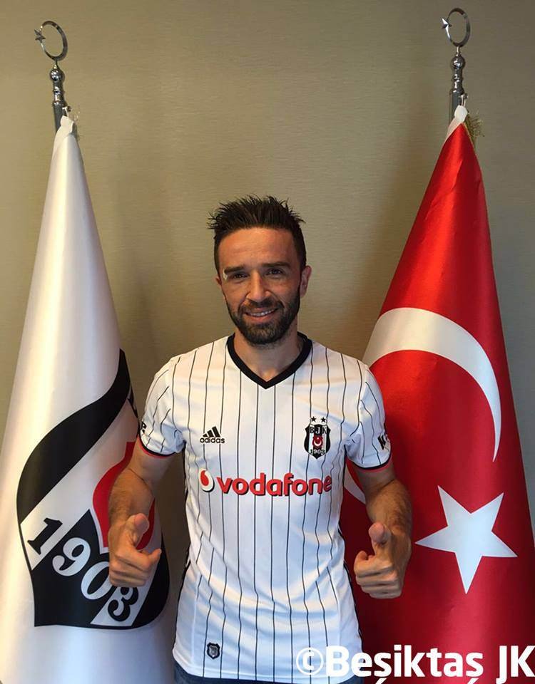 Fenerbahçe'den ihraç edilen Gökhan Gönül'den olay paylaşım