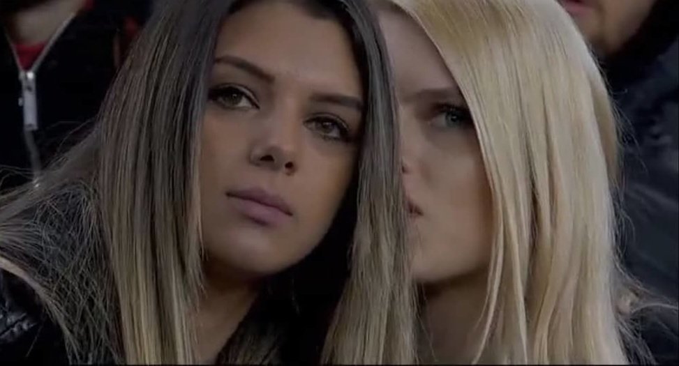 'Fenerbahçe'nin maçında gizemli iki güzel