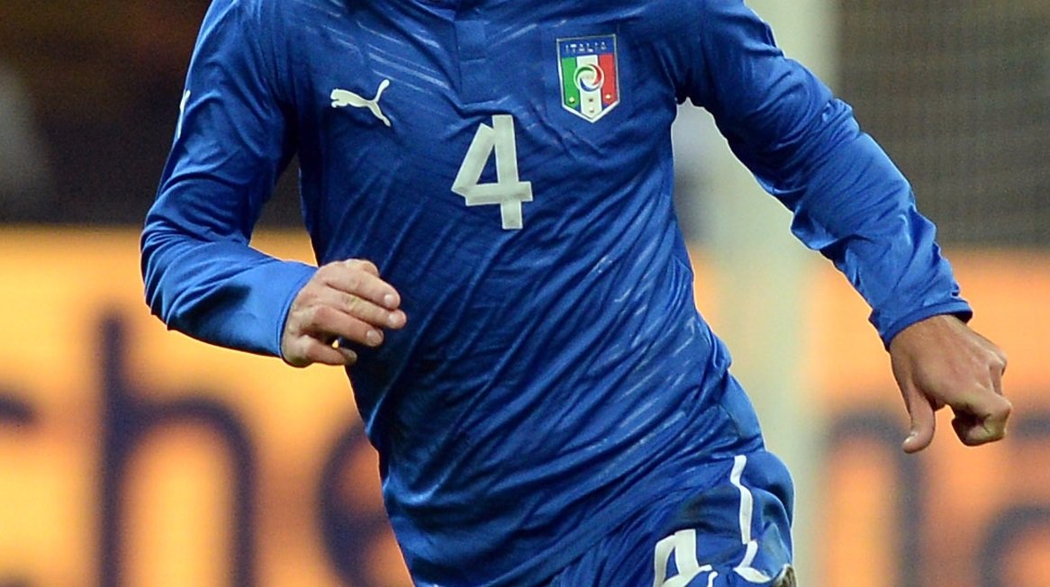 Flaş! Fenerbahçe'ye sol bek transferinde yanıt geldi