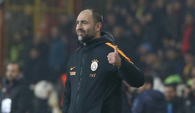 Flaş! Galatasaray'ın efsanesi oğluyla birlikte dönüyor iddiası
